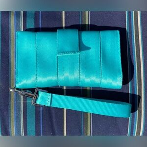 VEUC Harveys Seatbelt Tech Wallet in Turquoise